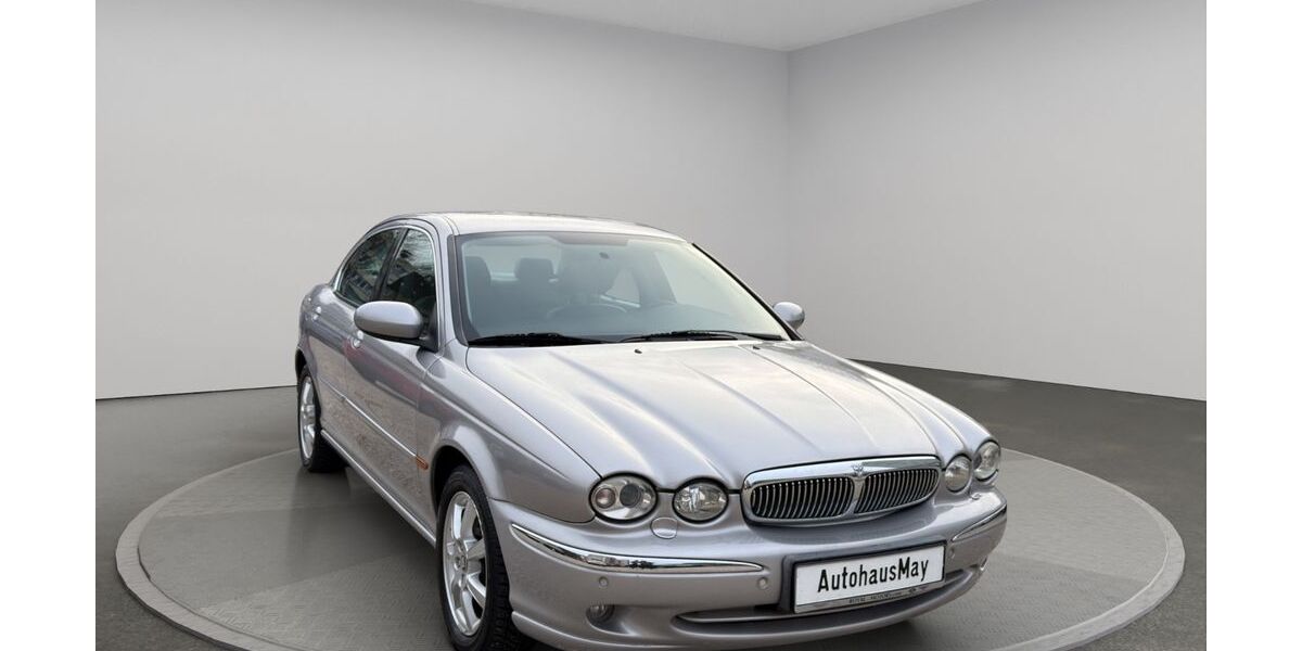 Jaguar X-Type 124.000 km 4.950 &euro; Köln 50674