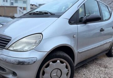 Mercedes-Benz A 160 205.000 km 800 &euro; Köln 50674