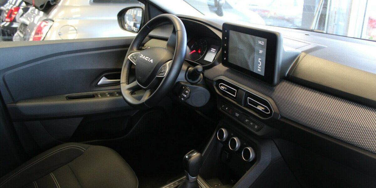 Dacia Logan LimS5 1.0 SCe 65 Aut. 15.390 km 15.980 &euro; Euskirchen 53881