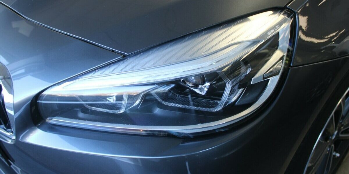 BMW 220 Gran Tourer Aut. Sport Line - 7-Sitzer - 106.315 km 18.480 &euro; Euskirchen 53881