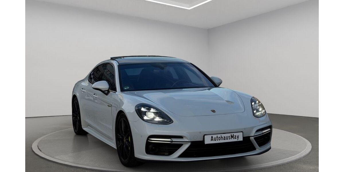 Porsche Panamera 149.950 km 64.950 &euro; Köln 50674