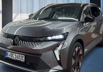 Renault Scenic E-TECH 6.000 km 39.950 &euro; Köln 50939