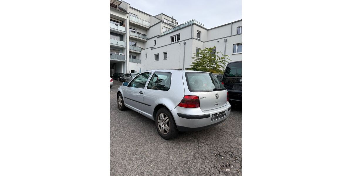 VW Golf 165.936 km 1.499 &euro; Bonn 53111
