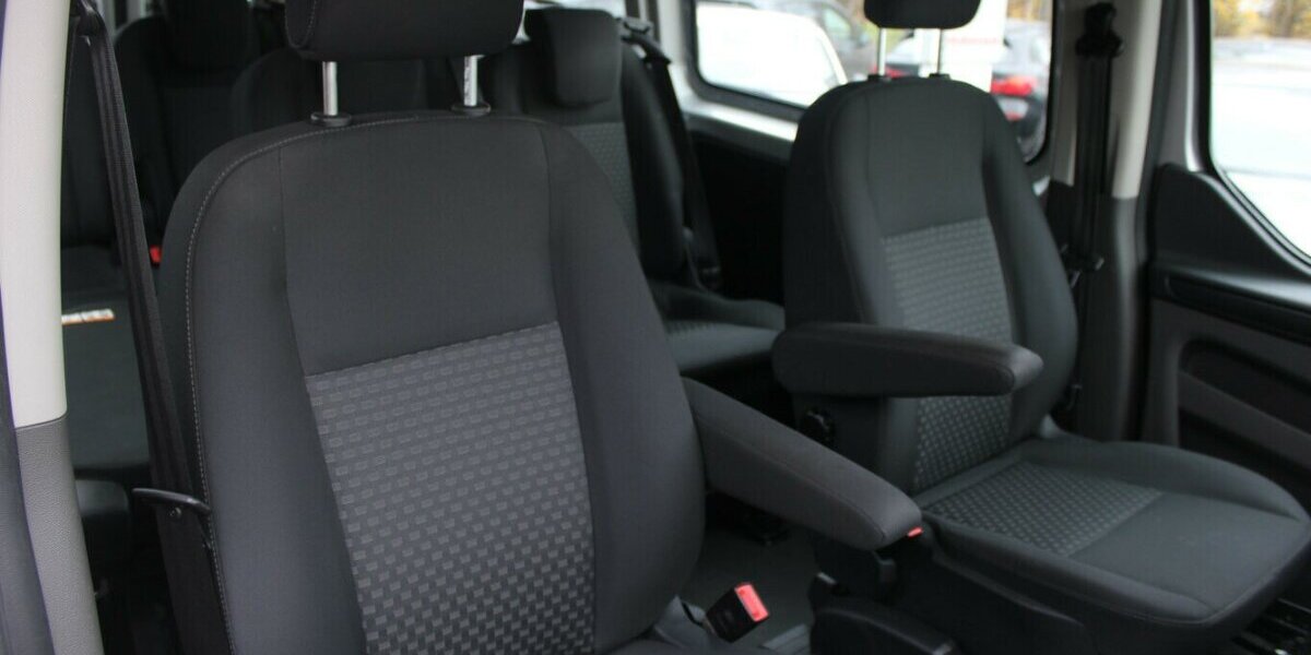 Ford Transit Custom 320 L1H1 Neuer Motor 191.124 km 19.980 &euro; Euskirchen 53881