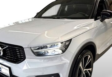 Volvo XC40 61.000 km 32.500 &euro; Bonn 53115