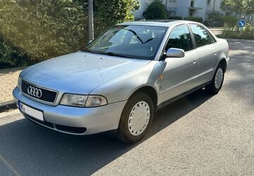 Audi A4 171.856 km 3.900 &euro; Köln 50825