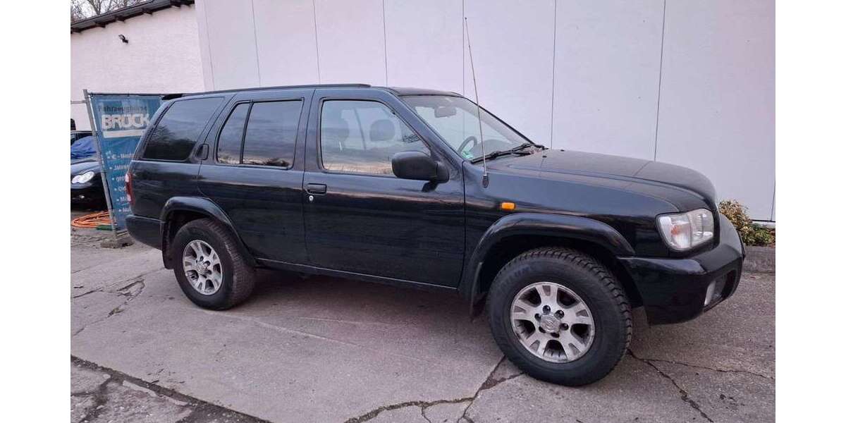 Nissan Pathfinder 278.841 km 5.995 &euro; Köln 51107