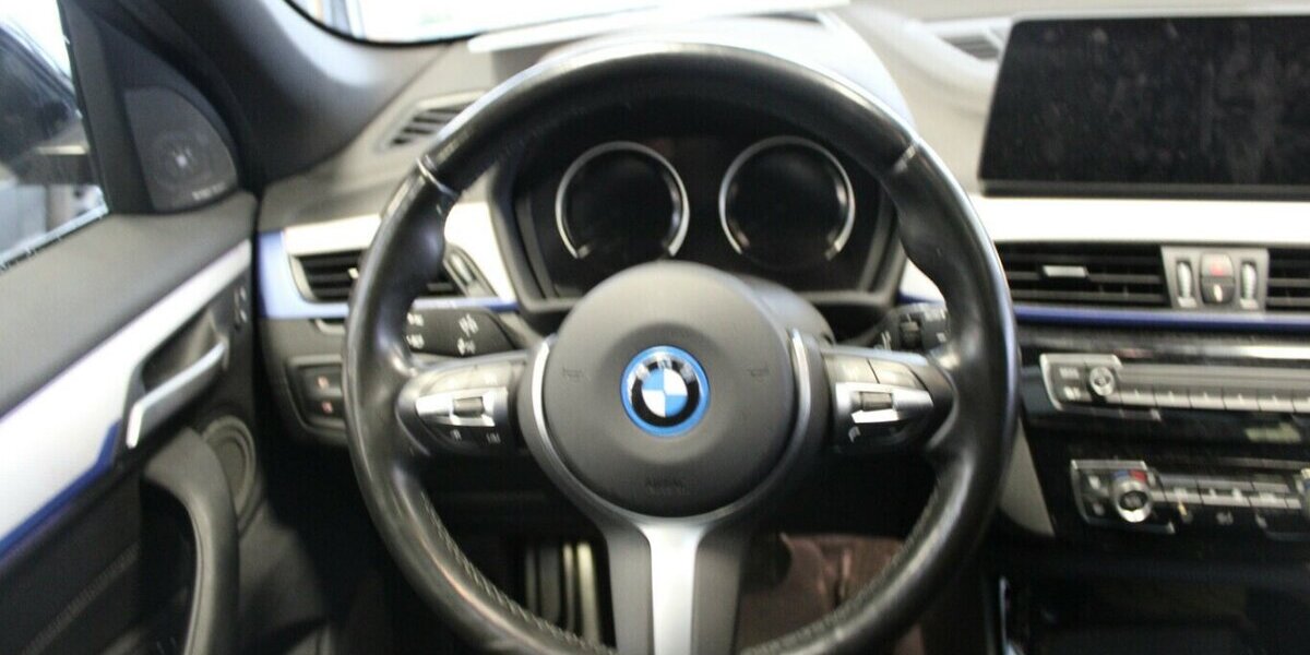 BMW X1 xDrive25e - M Sport - Leder - Panorama - 77.330 km 27.980 &euro; Euskirchen 53881