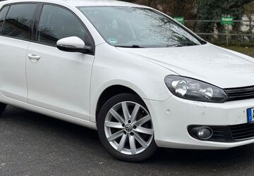 VW Golf 140.000 km 7.800 &euro; Bonn 53129