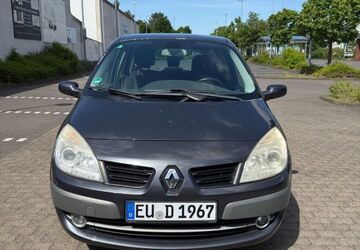 Renault Scenic 101.000 km 3.300 &euro; Euskirchen 53879