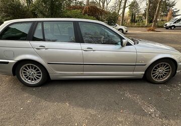 BMW 325 320.000 km 1.200 &euro; Köln 51145