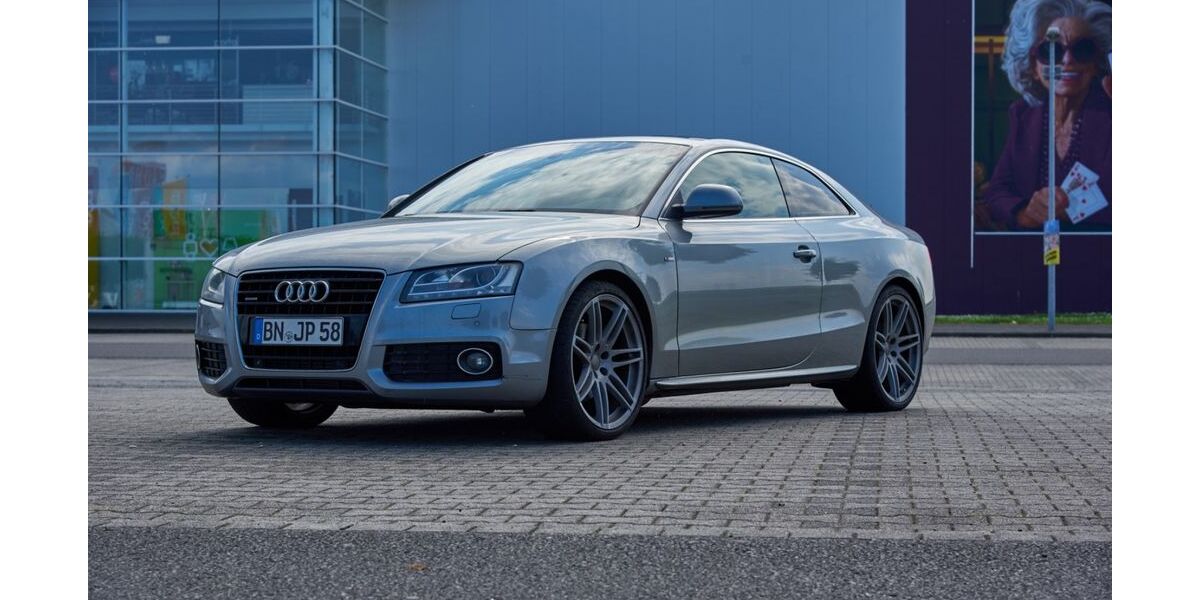 Audi A5 256.500 km 9.700 &euro; Bonn 53111