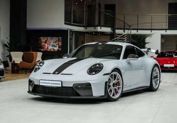 Porsche 992 3.254 km 239.980 &euro; Köln 51147