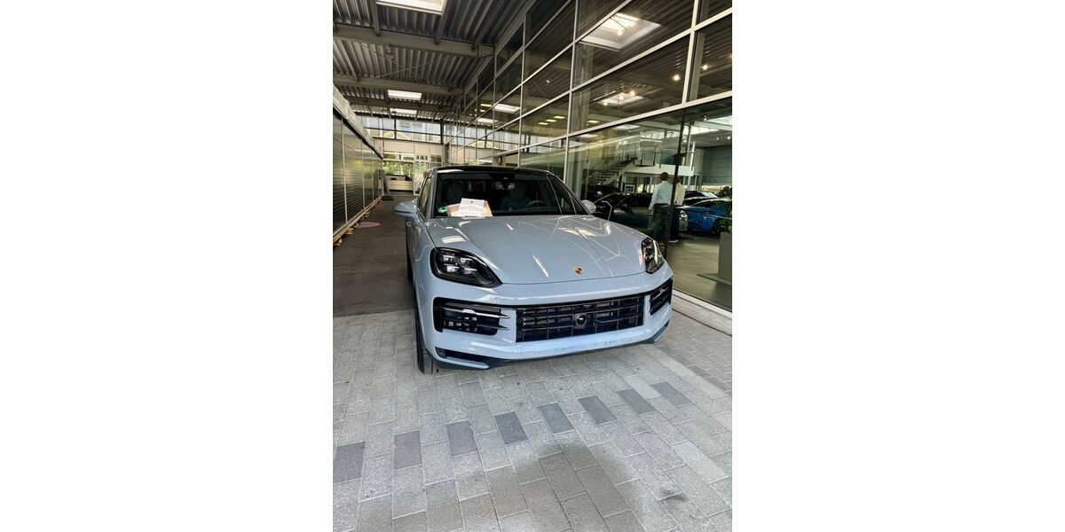 Porsche Cayenne 15.100 km 99.500 &euro; Köln 50933