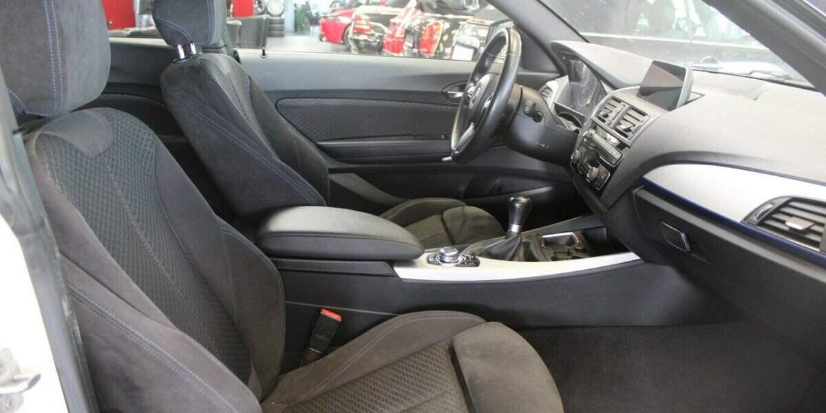 BMW 118 M-Sport Shadow LED - Navi 128.914 km 12.980 &euro; Euskirchen 53881