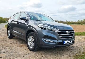 Hyundai TUCSON 110.000 km 13.490 &euro; Köln 51105