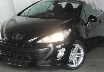 Peugeot 308 PREMIUM NAVI EL.VERDECK KLIMAAUTOM PDC 134.211 km 6.450 &euro; Köln 50858