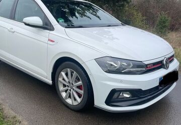 VW Polo 60.000 km 15.800 &euro; Köln 50996