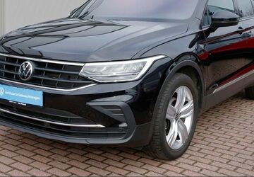 VW Tiguan 38.006 km 28.950 &euro; Meckenheim / Bonn 53340
