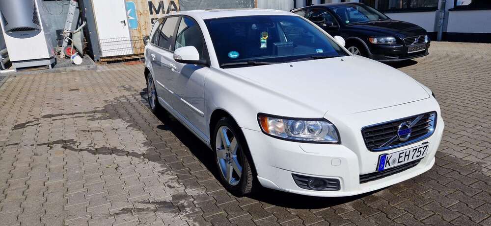 Volvo V50 215.000 km 4.800 &euro; Köln 51145