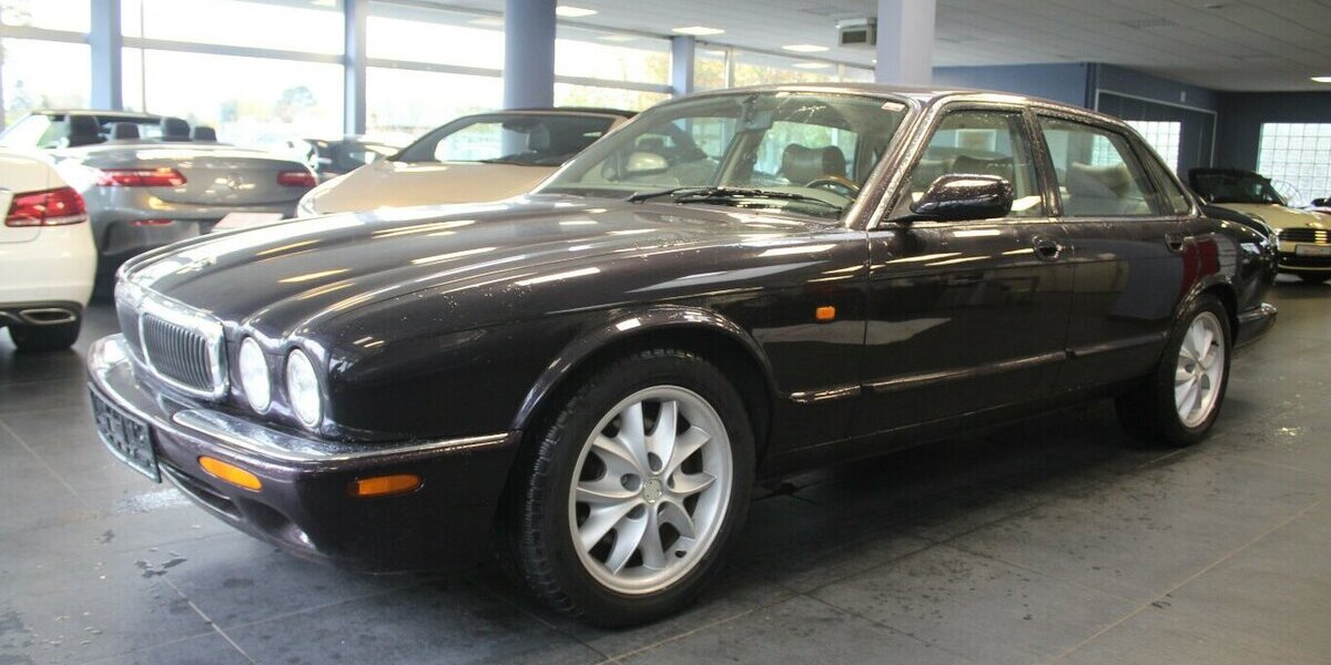Jaguar XJ 8 Executiv - GASANLAGE - 142.800 km 11.980 &euro; Euskirchen 53881