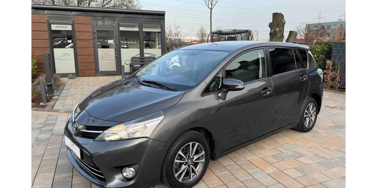 Toyota Verso 123.915 km 5.580 &euro; Bornheim 53332