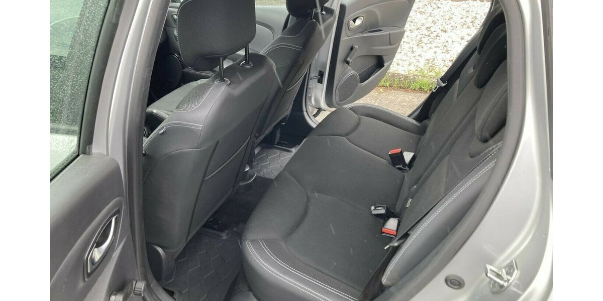 Renault Clio GT Bose Klima Navi 30.tkm ServNeu GARANTIE 30.000 km 12.500 &euro; Erftstadt 50374