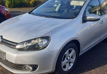 VW Golf 116.000 km 9.900 &euro; Bonn 53229