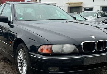 BMW 523 283.440 km 1.999 &euro; Bonn 53121