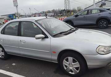 Ford Mondeo 245.870 km 800 &euro; Hürth 50354