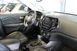 Jeep Cherokee 2.2 Active Drive 4x4 Aut. Overland 119.127 km 19.980 &euro; Euskirchen 53881