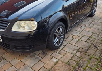 VW Touran 317.000 km 850 &euro; Köln 50765