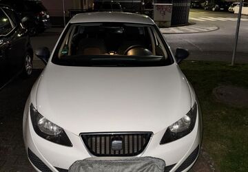 Seat Ibiza 204.569 km 3.900 &euro; Königswinter 53639