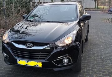 Hyundai ix35 185.000 km 5.699 &euro; Bonn 53179