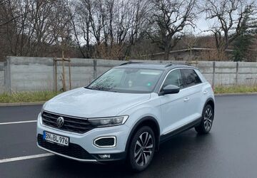 VW T-Roc 98.600 km 20.250 &euro; Bonn 53227