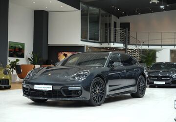 Porsche Panamera 30.253 km 69.980 &euro; Köln 51147