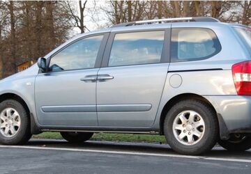 Kia Carnival 48.000 km 9.900 &euro; Bonn 53225