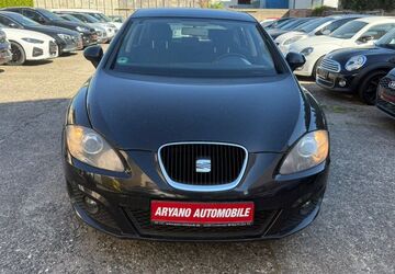 Seat Leon 129.800 km 5.900 &euro; Bonn 53123