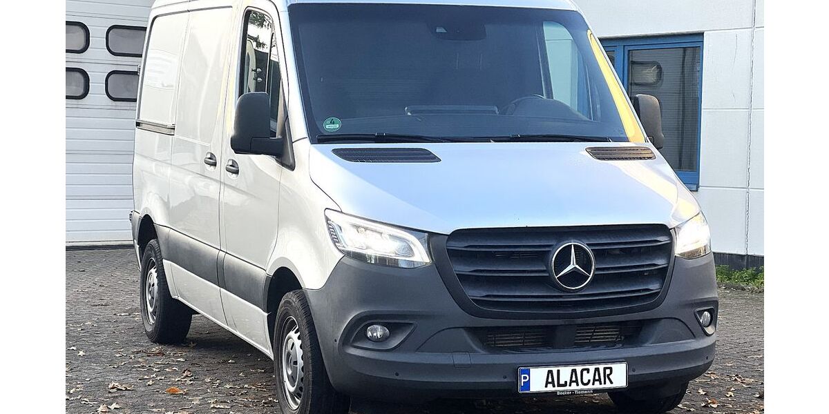 Mercedes-Benz Sprinter 223.198 km 19.700 &euro; Köln 50858