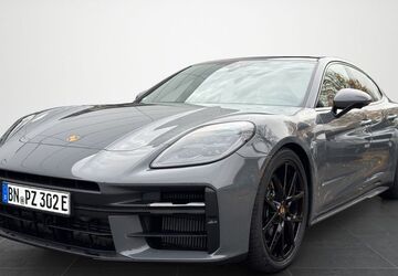 Porsche Panamera 8.000 km 139.950 &euro; Bonn 53119
