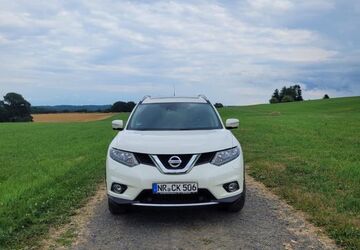 Nissan X-Trail 86.000 km 15.400 &euro; Asbach 53567