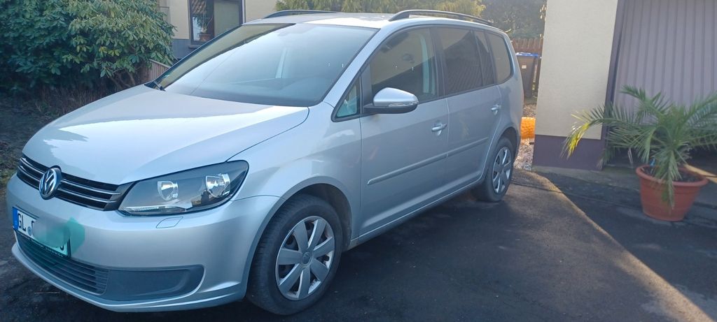 VW Touran 264.000 km 4.485 &euro; Bergisch Gladbach 51429
