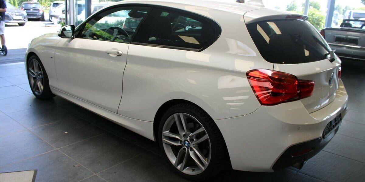BMW 118 M-Sport Shadow LED - Navi 128.914 km 12.980 &euro; Euskirchen 53881
