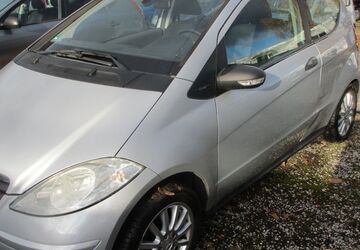 Mercedes-Benz A 170 158.000 km 2.250 &euro; Bonn 53127