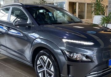 Hyundai KONA 28.458 km 15.240 &euro; Eitorf 53783