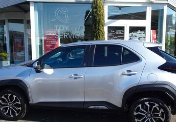 Toyota Yaris Cross 25.700 km 23.900 &euro; Rheinbreitbach 53619