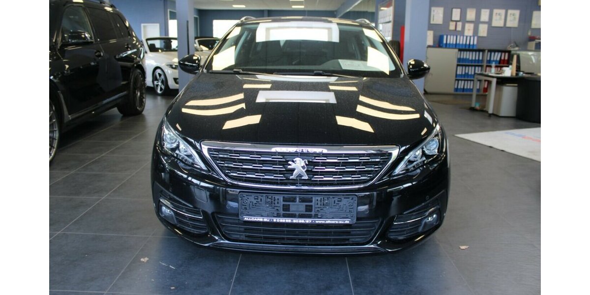 Peugeot 308 SW PureTech 130 GPF Allure 33.490 km 14.980 &euro; Euskirchen 53881