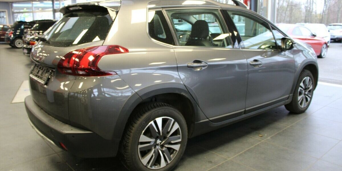 Peugeot 2008 PureTech 110 Allure 103.900 km 9.980 &euro; Euskirchen 53881