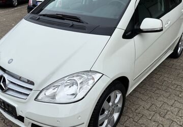 Mercedes-Benz A 180 137.060 km 3.990 &euro; Köln 50767