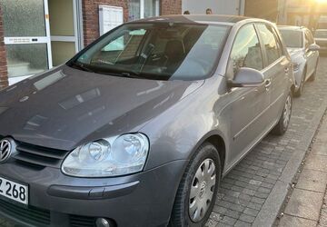 VW Golf 236.900 km 4.700 &euro; Bonn 53229
